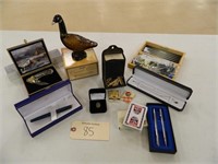 Lot of advertising, avon, gold necklace, knife