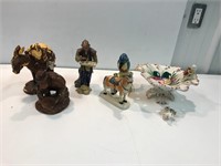 Figurines to be repaired or have been repaired