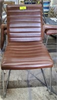 BROWN LEATHER TYPE RETRO CHAIR