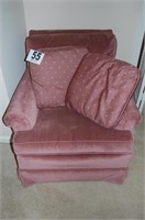 Corduroy Chair and 2 Pillows 30.5x28x31"