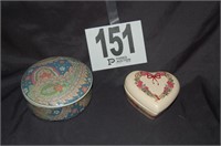 2 Porcelain Trinket Containers 5"