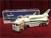 1999 Hess 14" Truck w/ Space Shuttle