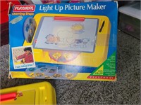 1995 Light up picture maker in box