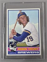 1976 Topps Robin Yount Baseball Card #316