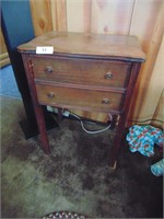 Vintage Side Table w/ Drawers (~18")