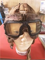 VINTAGE MILITARY GOOGLES AND HEAD GEAR