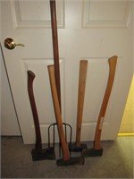 Long Handled Tools- Pitch Fork, 2 Axes, Splitting