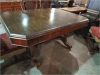 ANTIQUE DOUBLE PEDESTAL WALNUT DINING TABLE