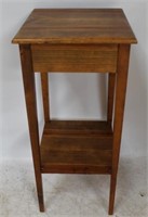 Tapered Leg Wood Stand