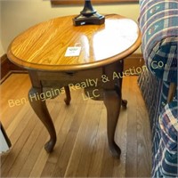 Pr of Broyhill Oval End Tables