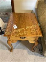 Broyhill Square End Table