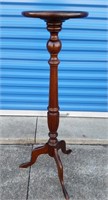 MAHOGANY DISPLAY OR PLANT STAND