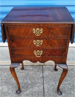 PEMBROKE NIGHT STAND OR END TABLE