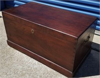 ANTIQUE DOVETAILED TRUNK