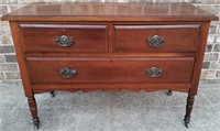 VICTORIAN LOW CHEST OF DRAWERS