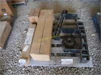 pallet with weight brackets, L&G parts