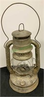 Vintage Dietz oil lamp - No 2 D-lite with