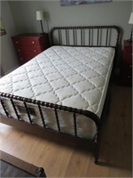 Double box spring & mattress, with frame,