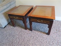 2 end tables, 27 x 22