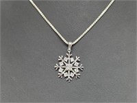.925 Sterling Silver Snowflake Pend & Chain