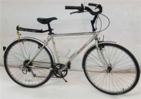 Giant Brownstone 6- Speed Bicycle