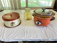 Rival Crock Pot and Other Kitchen Items