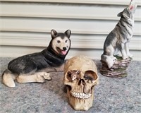 Lot Of 2 Wolf Figures And Skull Figure