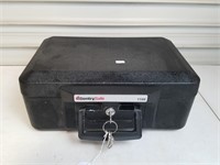 Sentry 100 Fire Safe With Key 6x14x11