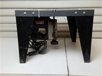 Craftsman Scroll Saw On Stand (Works)