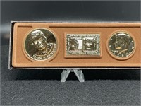 24kt gold plated JFK half dollar, stamp and JFK Me