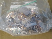 BAG OF PINS, RINGS, BROACHES