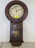 LINDEN BATTERY OPERATED WALL CLOCK