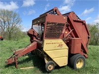 Sperry New Holland 851 auto-wrap round baler