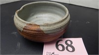 HANDMADE POTTERY BOWL 6 IN