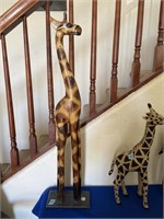 E - Tall Giraffe Figurine XL