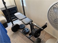 U - Gold's Gym Weight Bench Lot