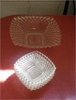 Beautiful pattern glass bowl set
