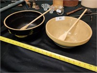 3 Antique mixing bowls