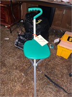 SMALL  CHAIR AND CANE