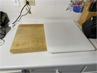 2 Large Cutting Boards