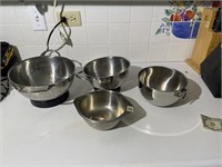Assorted Stainless Kitchen Bowls