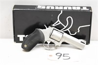 (R) Taurus Tracker .44 Magnum Revolver