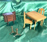 Vintage Doll House furniture ~ table and 2 chairs