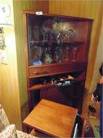 Corner Cabinet (~5'T)