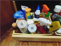 Kitchen Caddy w/ Cleaning Supplies (Partials)