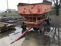 KILLBROS GRAVITY WAGON 300 BUSHEL