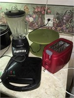 blender, toaster, sandwich press-needs cleaned