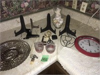 picture stands, clock, plate