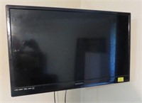 32" MAGANAVOX FLAT SCREEN TV - LED - WALL MOUNT