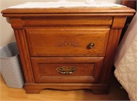 BROYHILL OAK NIGHTSTAND